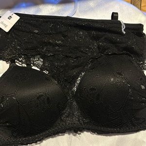 Two NWT Bra and panty sets 34B